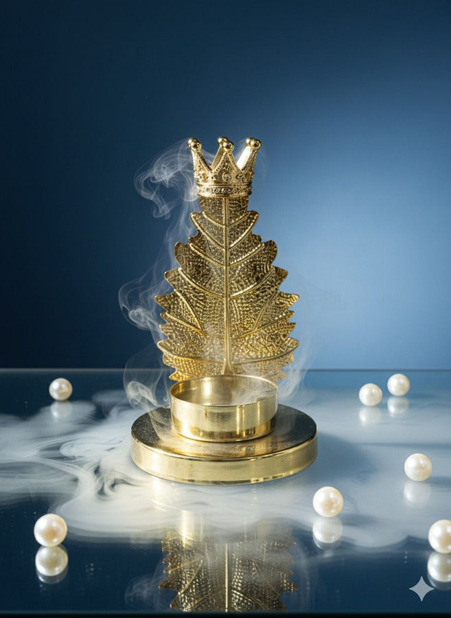 Luxury Golden Leaf Candle Holder – Elegant Decorative Stand