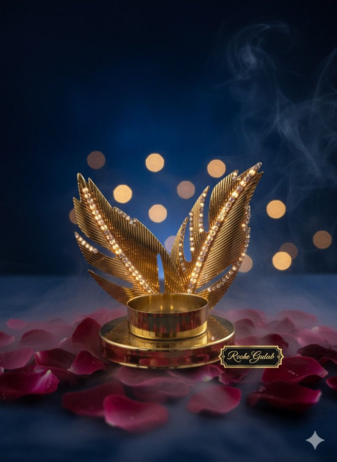 Luxury Golden Leaf Candle Holder – Elegant Decorative Stand